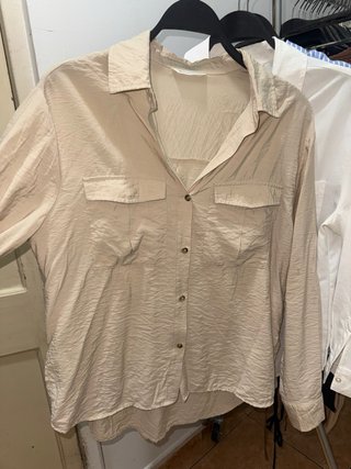 Camisa Rayas y camisas blanca y beige 13€ las 3