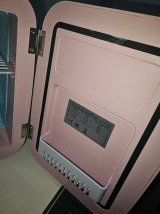 NEVERA PEQUEÑA ROSA