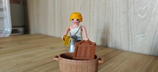Playmobil Lavandera con Cubo y Tabla