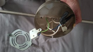 Lámpara de techo 3 focos LED bombillas incluidas.