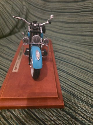Maisto Indian Chief Moto a Escala 1/10
