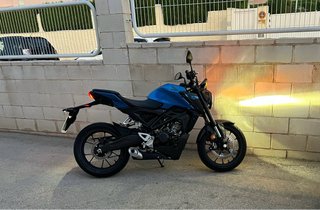 Honda CB125R 2025 Naked Azul/Negro