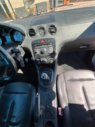 Peugeot RCZ 2011