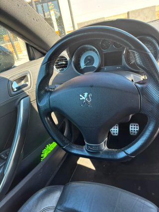 Peugeot RCZ 2011
