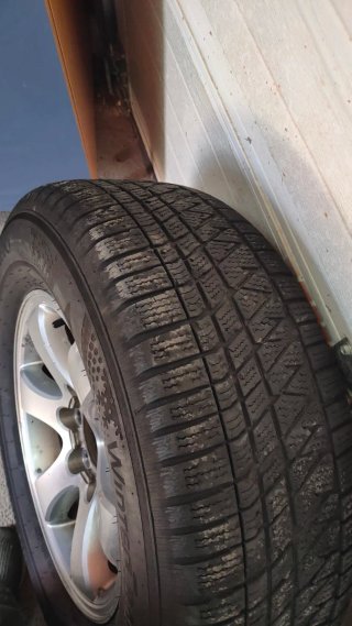 Llantas Toyota Land Cruiser J12 (4 unidades)