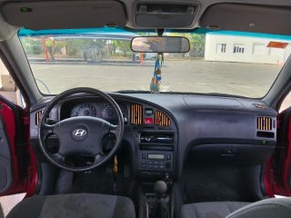 Hyundai Elantra 2005