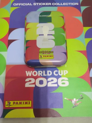 Cromos Panini Adrenalyn Mundial