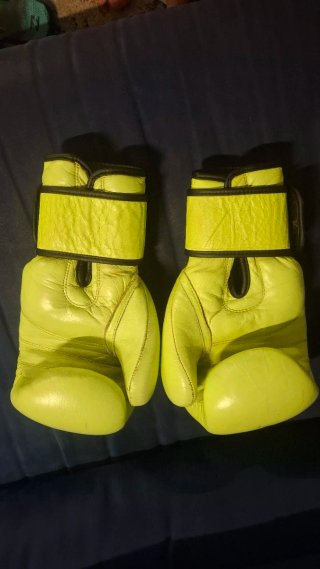Guantes de boxeo Charlie Made in Hell 14oz