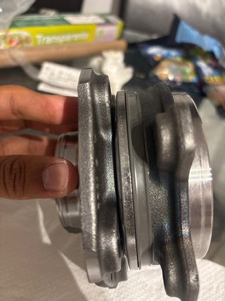 1x VW 8W0407613 Buje Rueda