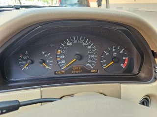 Mercedes-Benz W 210. E 300 de 1999