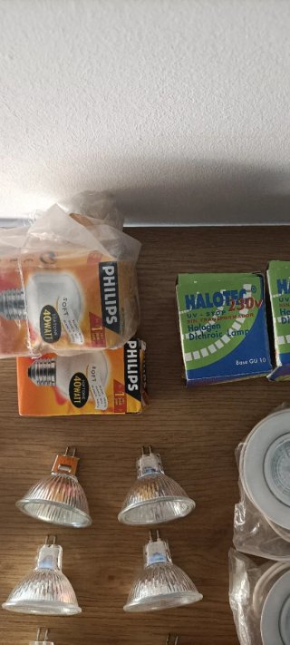 Lámparas Dicroicas y Bombillas Halógenas