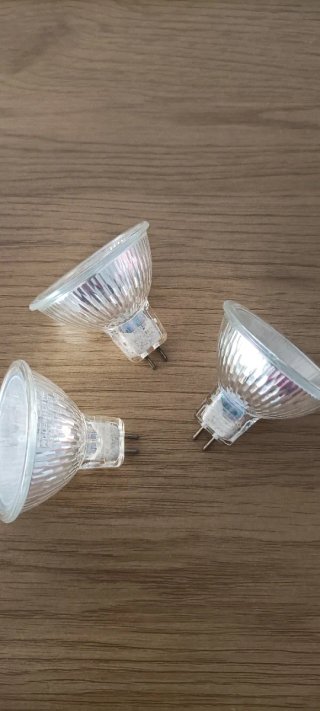 Lámparas Dicroicas y Bombillas Halógenas