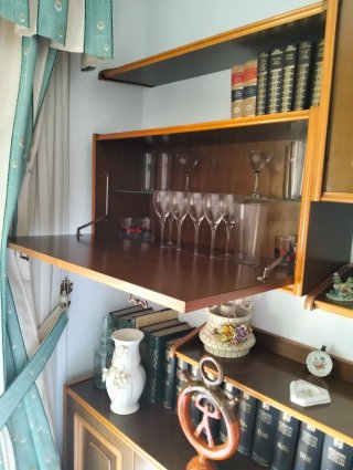 Mueble de salón modular madera y cristal
