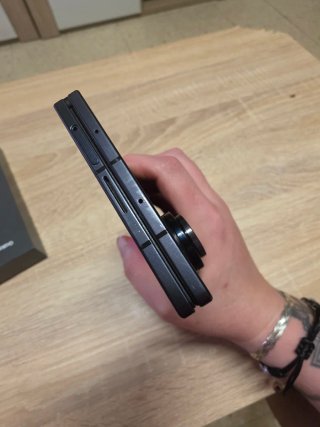 Samsung Galaxy Z Fold 7