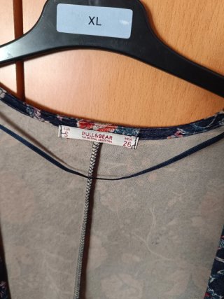 Chaqueta floral Pull&Bear S
