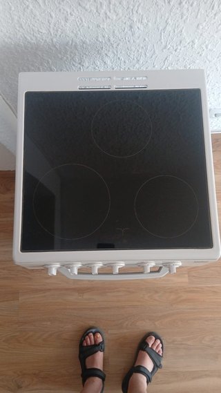 Vitrocerámica Beko con horno