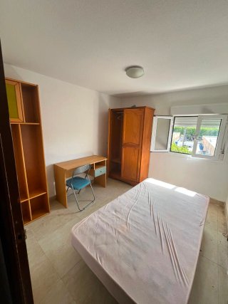 - Piso 4° sin ascensor 107m² , 4dormitorios