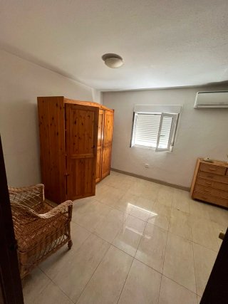 - Piso 4° sin ascensor 107m² , 4dormitorios