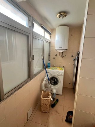 - Piso 4° sin ascensor 107m² , 4dormitorios