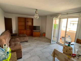 - Piso 4° sin ascensor 107m² , 4dormitorios