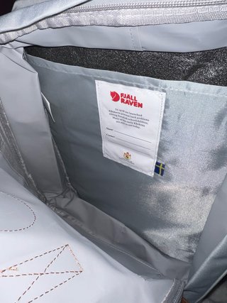 Mochila Fjallraven Kanken Gris y Marrón