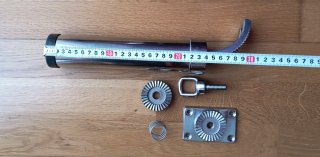 Cañero fijo orientable para embarcación