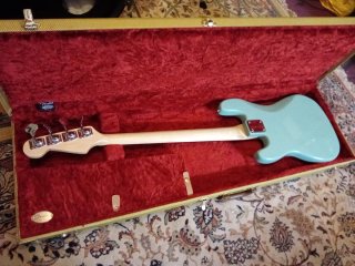 Bajo Precision Bass 70s Daphne Blue