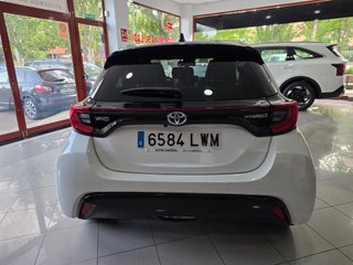 Toyota Yaris 1.5 120H Style Plus