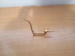 Perro para dejar anillos dorado