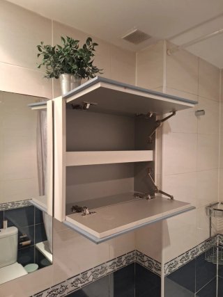 Conjunto baño: mueble espejo estantería