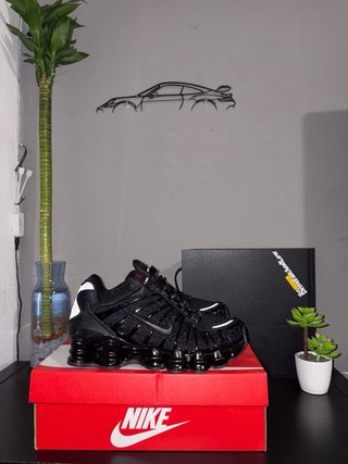 Nike Air Max Shox Negro