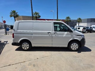 Volkswagen Transporter T6.1 2021