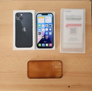 iPhone 13