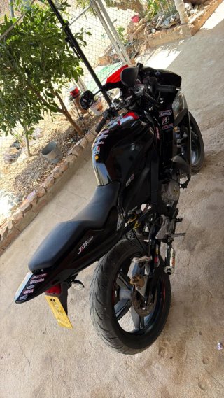 Yamaha TZR50 Negra/Roja Deportiva