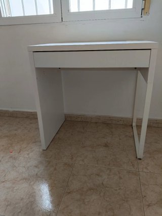 Escritorio Blanco Ikea con Cajón