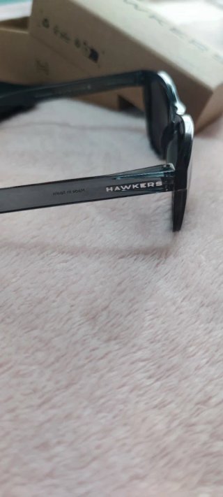 Gafas de sol Hawkers negras y grises