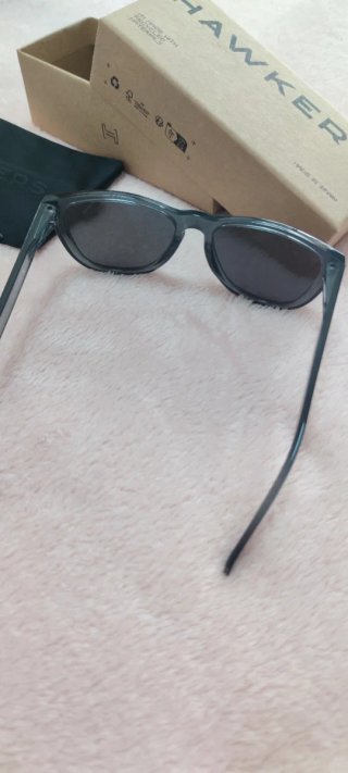 Gafas de sol Hawkers negras y grises