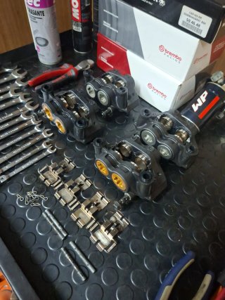 Pinzas  Yamaha R6