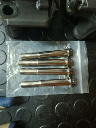 Pinzas  Yamaha R6