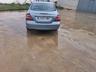 Mercedes-Benz  CLK 2002