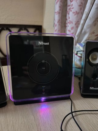 Altavoces 2.1 Trust con Subwoofer