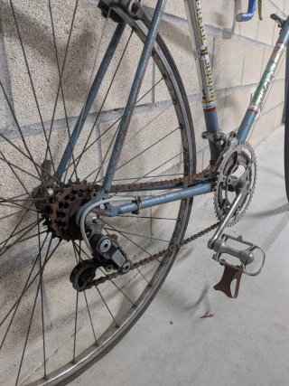 Bicicleta de carretera clásica Torrot