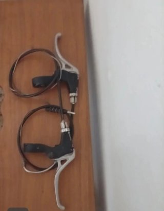 Conjunto de piezas para bicicleta. Todo 4 euros.