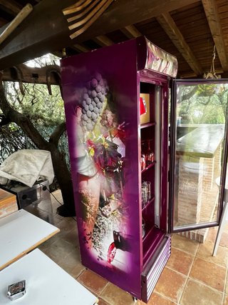 Nevera expositora morada