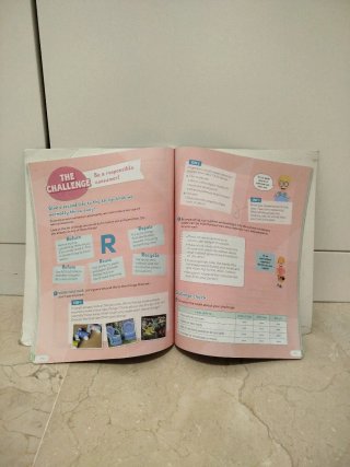 Revuela 4 Primark Science SM