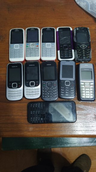 Lote 10 Telemóveis Antigos Nokia
