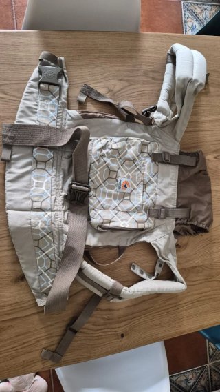 Mochila Portabebés Ergobaby Diseño Geométrico