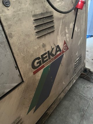 Punzonadora Geka Minicrop 45