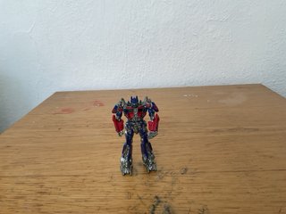 Figuras Optimus Prime y Megatron