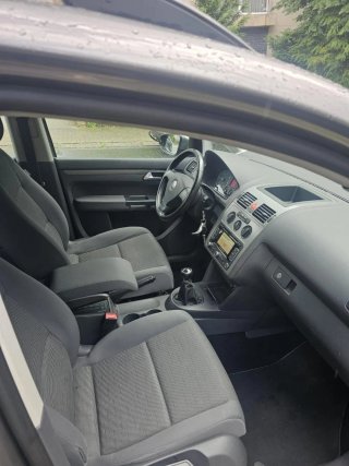 Volkswagen Touran 2010